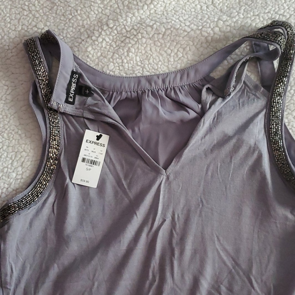 Top - Picture 2 of 2